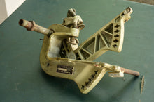 Load image into Gallery viewer, DT 40 50 hp Suzuki sternbrackets / clamp brackets 41111-88L20-QTN with thumb screws 41111-88L20-QTN set, bracket shaft 41111-88L20-QTN, two stroke