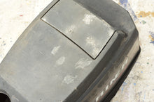 Lade das Bild in den Galerie-Viewer, 60 hp Mercury engine cover 6227A17 6228A3 Mariner Two Stroke 3 Cyl Outboard