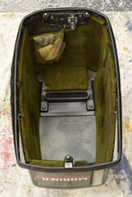Lade das Bild in den Galerie-Viewer, 60 hp Mercury engine cover 6227A17 6228A3 Mariner Two Stroke 3 Cyl Outboard