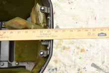 Lade das Bild in den Galerie-Viewer, 60 hp Mercury engine cover 6227A17 6228A3 Mariner Two Stroke 3 Cyl Outboard