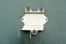 Cargar imagen en el visor de la galería, 9.8 hp Tohatsu Nissan 3V1069000 ELECTRIC BRACKET, four stroke, 8 hp compatible