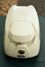 Load image into Gallery viewer, 25 30 hp Evinrude E-tec top engine cover cowl 285824 0285824 two stroke BRP