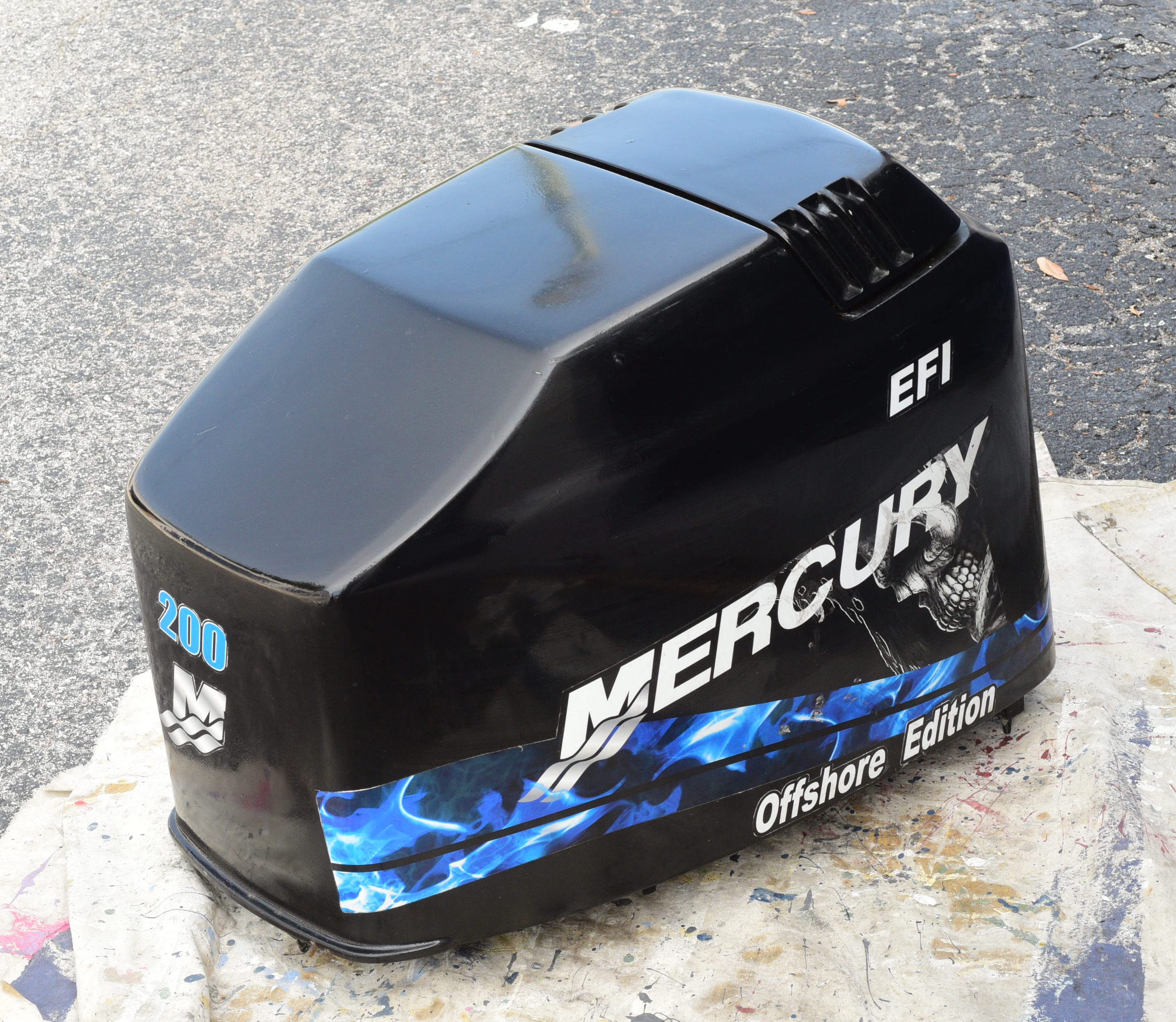 200 hp Mercury 827328T7 EFI Off Shore Top cowl engine cover, V6 135 15