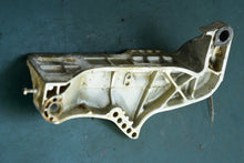 Load image into Gallery viewer, BF 40 45 50 hp Honda 50301-ZV5-020ZA BRACKET, R, 50311-ZV5-010ZA BRACKET, L four stroke