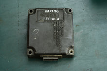 Cargar imagen en el visor de la galería, 250 hp Mercury 8300468 EFI ECU Engine Control Unit 830046 8, 3 Liter,  112100-3120