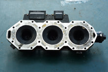 Load image into Gallery viewer, 200 hp Ficht Evinrude 5004931 CYLINDER HEAD, Port, 225, 250, thermostat cap 344771 3 Liter, ignition coils 583740 586333