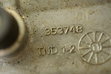 Cargar imagen en el visor de la galería, 25 15 30 hp Evinrude E-tec fuel injector 353748 two stroke 5007894 5006635