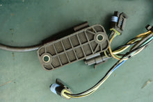 Cargar imagen en el visor de la galería, 30 40 45 50 55 60 hp Mercury cdm module ignition coil 827509 a7 (2 count)