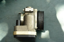 Load image into Gallery viewer, 135 150 175 200 hp Mercury Verado throttle body 892949t02 ETC INDUCTION ASSY