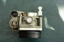 Load image into Gallery viewer, 135 150 175 200 hp Mercury Verado throttle body 892949t02 ETC INDUCTION ASSY