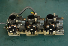 Cargar imagen en el visor de la galería, 150 175 hp OMC Johnson Evinrude V6 CARBURETOR SET 0439211 5002130 Port & Starboard 0439212 5002131 with FUEL MANIFOLD TUBES two stroke PX CX