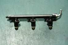 Load image into Gallery viewer, 25 30 hp Tohatsu Nissan 3 - 3AC103000 FUEL INJECTORs, 3AC102010 FUEL RAIL four stroke MFS NFS