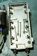 Cargar imagen en el visor de la galería, 150 175 200 hp Mercury EFI throttle body 14817A11 14817A19 MANAGEMENT ASSEMBLY Fuel, 6 - 18715 INJECTOR Fuel, two stroke