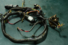 Cargar imagen en el visor de la galería, 150 175 200 hp Mercury EFI 96220A16 engine Harness 84-857165 84-8571653 a1, trim relays, two stroke 1996