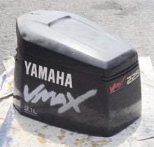 Lade das Bild in den Galerie-Viewer, 225hp Yamaha 66X-42610-P0-NA TOP COWLING ASSY, engine cover, 200 hp