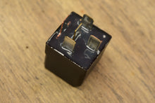 Lade das Bild in den Galerie-Viewer, Volvo Penta 3858809 tilt & trim relay OMC nla 3.0 4.3 5.0 5.7 7.4 8.1 liter v6 v8