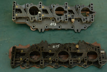 Cargar imagen en el visor de la galería, sold ebay sep2025——150 hp Johnson Evinrude 0433241 INTAKE MANIFOLD Port, 0433249 INTAKE MANIFOLD Stbd with seals, ois ignition two stroke outboard motors carburetor