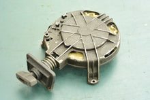 Cargar imagen en el visor de la galería, DT 25 28 hp Suzuki pull start 18100-93400 STARTER ASSY, RECOIL, two stroke NLA late 70s, 80s