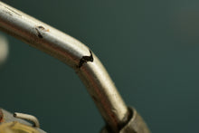 Cargar imagen en el visor de la galería, DT 25 28 hp Suzuki 13200-93413 CARBURETOR ASSY, two stroke NLA late 70s, 80s