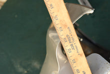 Cargar imagen en el visor de la galería, 9.9 15 18 hp Tohatsu Nissan 3R3S670040 DRIVE SHAFT COVER L & R MFS NFS four stroke