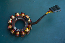Load image into Gallery viewer, 65 75 90 hp Evinrude E-tec 0586766 586766 STATOR, two stroke OEM brp OMC