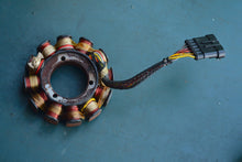 Load image into Gallery viewer, 65 75 90 hp Evinrude E-tec 0586766 586766 STATOR, two stroke OEM brp OMC