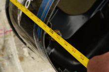 Cargar imagen en el visor de la galería, 115 90 hp Mercury Optimax 880778T03 TOP COWL fiberglass engine cover, two stroke 1.5L DFI 2005 (current number 898436T01)