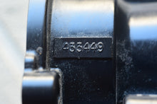 Cargar imagen en el visor de la galería, 120 150 175 200 225 250 300 hp OMC Johnson Evinrude carburetor 433449 0433449 bowl 333525 0333525 two stroke outboards