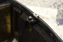 Load image into Gallery viewer, 60 40 45 50 55 hp Mercury Bigfoot TOP COWL ASSEMBLY 816534A8 engine cover Two Stroke 3 Cylinder 816534 4000-813010