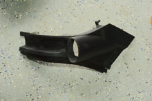 Cargar imagen en el visor de la galería, 275 225 250 hp Mercury Verado 885357T 885357T02 Air INTAKE Front Cowl - Starboard NLA four stroke 6 Cylinder outboard