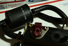 Lade das Bild in den Galerie-Viewer, 115 90 75 hp Mercury Optimax 880037T03 FUEL RAIL ASSEMBLY DFI, 804528 Fuel INJECTOR (3) DFI Two Stroke (Copy)