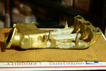 Cargar imagen en el visor de la galería, 50 40 hp Tohatsu Nissan 3KY020911M INTAKE MANIFOLD MFS NFS Four Stroke outboard motors