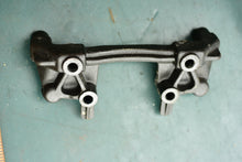 Load image into Gallery viewer, 150 135 175 200 hp Mercury Verado 896210T 896210-c04 bracket, driveshaft shroud cover Four Stroke outboards