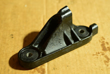 Load image into Gallery viewer, 150 175 200 225 250 275 300 hp Mercury Verado 88535303S Alternator BRACKET 895353-c03 Four Stroke outboards