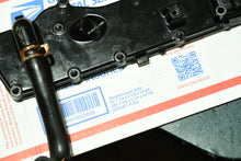 Cargar imagen en el visor de la galería, 50 40 hp Tohatsu Nissan 3KYB023000 EXHAUST COVER ASSY 3KYB010310 THERMOSTAT CAP mfs nfs Four Stroke