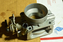 Load image into Gallery viewer, DF 60 70 hp Suzuki Throttle Body 13300-99e01 Four Stroke outboard motors