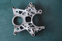 Load image into Gallery viewer, DF 9.9b 15 20 Hp Suzuki starter bracket, 2015 9.9 hp