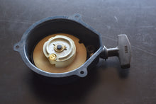Cargar imagen en el visor de la galería, 2.3 - 3 - 3.3 - 4 HP Tohatsu Nissan Recoil pull start