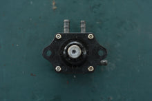Lade das Bild in den Galerie-Viewer, BF 25 HP Honda 16700-ZW1-004 Fuel Pump Assy four stroke 25-90 hp compatible outboards