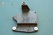 Cargar imagen en el visor de la galería, F 40 Yamaha Mercury CDI Bracket 67c-85542-00-00 - 2003 YamaMerc Four Stroke 3 Cylinder Outboard