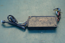Cargar imagen en el visor de la galería, DT 150 175 200 225 Suzuki ICU 32910-92E20 UNIT, IGNITION CONTROL, 1991