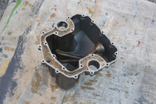 Lade das Bild in den Galerie-Viewer, bf 200 225 250 hp Honda 11311-ZY3-010ZA OIL PAN 2007 & up Four Stroke