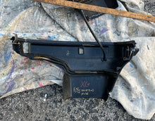 Cargar imagen en el visor de la galería, 125 115 100 hp Mercury bottom cowl lower cover 2137-821873 821873a1 strbd 2137-821874 821874a1 port Two Stroke 90 80 75 65 hp