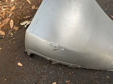 Lade das Bild in den Galerie-Viewer, BF 150 135 115 hp Honda 63716-zy6-010za lower side cover PORT Bottom Cowl