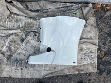 Load image into Gallery viewer, 150 175 135 HP Mercury Verado 896054T01 chap port rear cowl 896055T01 starboard Four Stroke