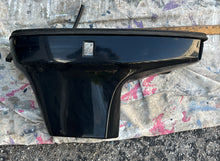 Cargar imagen en el visor de la galería, 125 115 100 hp Mercury bottom cowl lower cover 2137-821873 821873a1 strbd 2137-821874 821874a1 port Two Stroke 90 80 75 65 hp