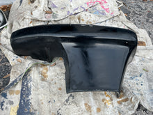 Load image into Gallery viewer, 150 175 135 200 hp Mercury bottom cowl 4022-828450 828450a1 4022-828440 828440a1 side cover Two Stroke
