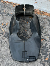 Load image into Gallery viewer, 150 175 135 200 hp Mercury bottom cowl 4022-828450 828450a1 4022-828440 828440a1 side cover Two Stroke