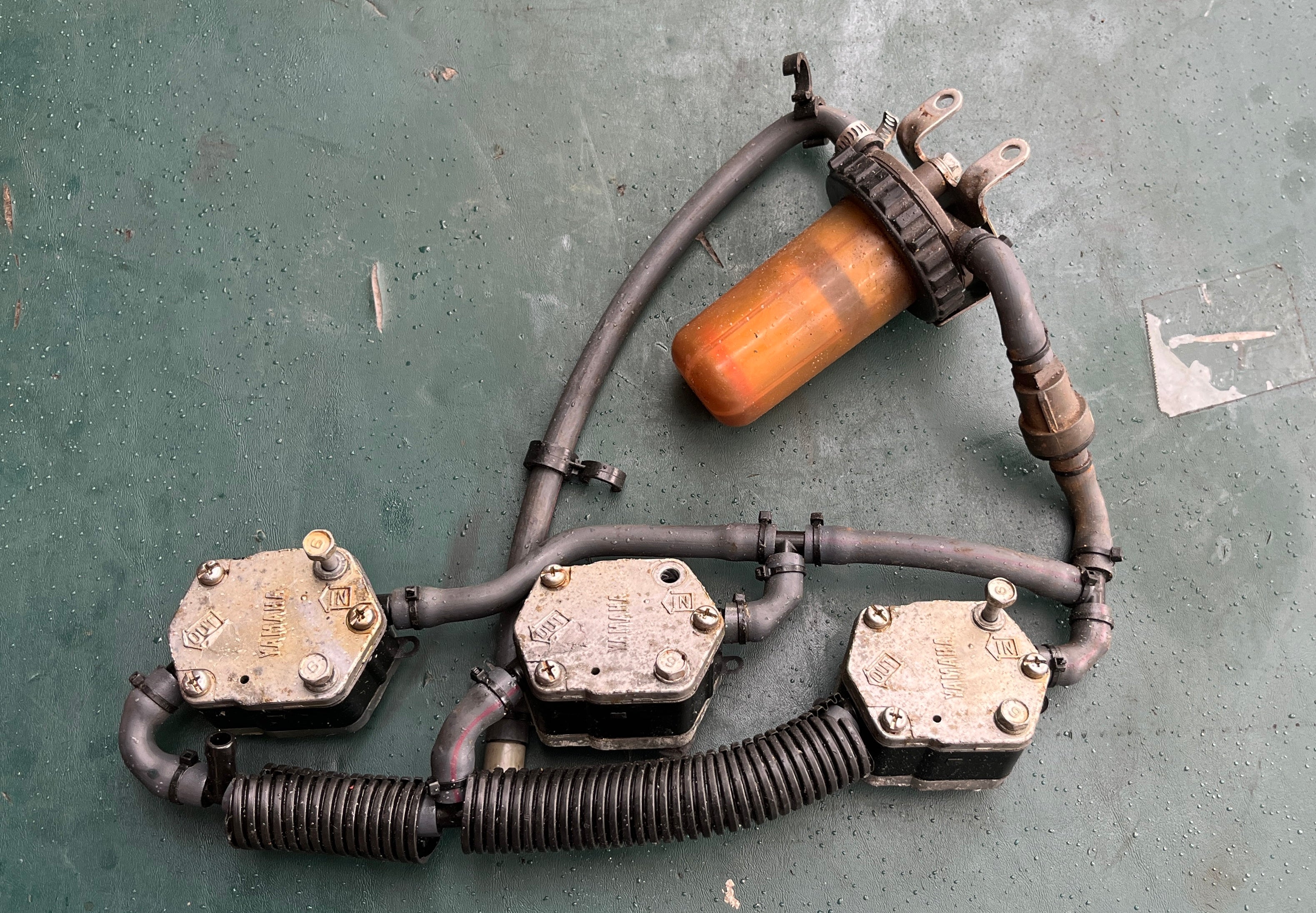 115 250 hp Yamaha ox66 6E5244101000 FUEL PUMP ASSY with 65L24409