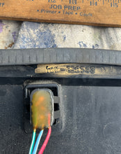 Load image into Gallery viewer, 115 100 90 75 hp Mercury 858743a2 100-858743 strbd 100-878857 878857a1 port Side Covers Lower Cowl Four Stroke 1999 - 2005